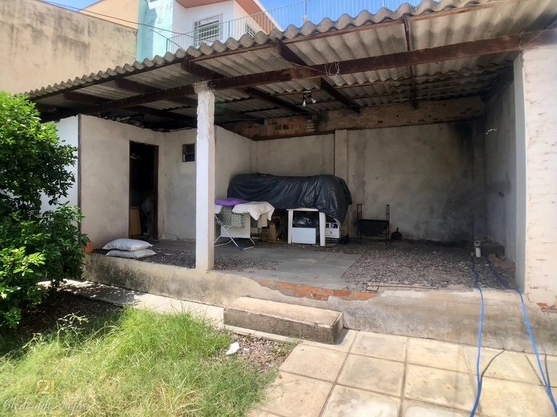 Casa/terreno localizada em uma ótima rua elevada e calma;: 5ª foto da galeria de imagens do imóvel