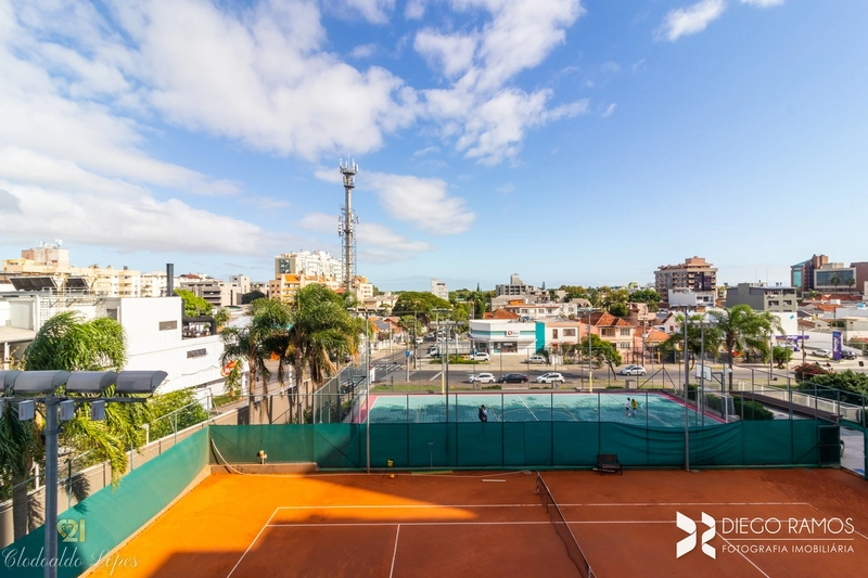 Apartamento 4 suítes, 3 vagas individuais, bairro Menino Deus;: 15ª foto da galeria de imagens do imóvel