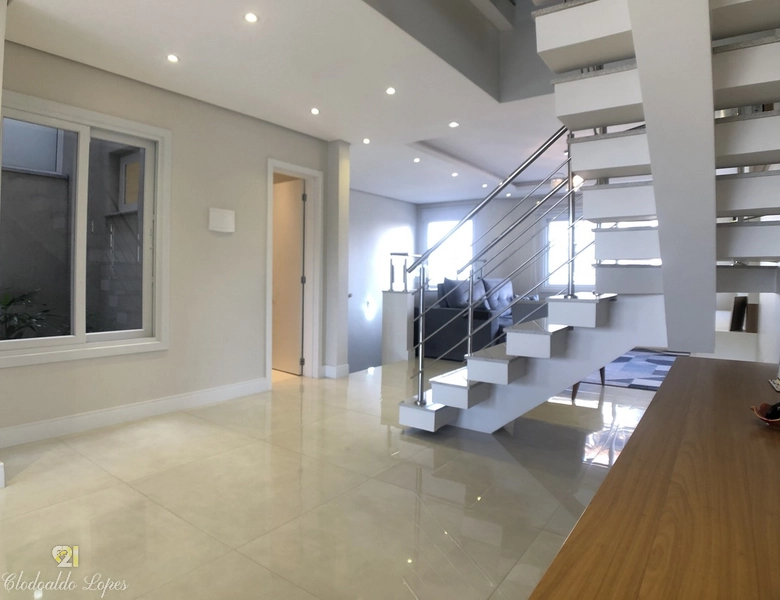 Casa espetacular com 3 dormitórios, suíte, nova, Vila Ipiranga;: 2ª foto da galeria de imagens do imóvel