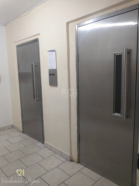 Apartamento 2 dorm, no Cristal, elevador, próximo ao Barra Shopping: 18ª foto da galeria de imagens do imóvel