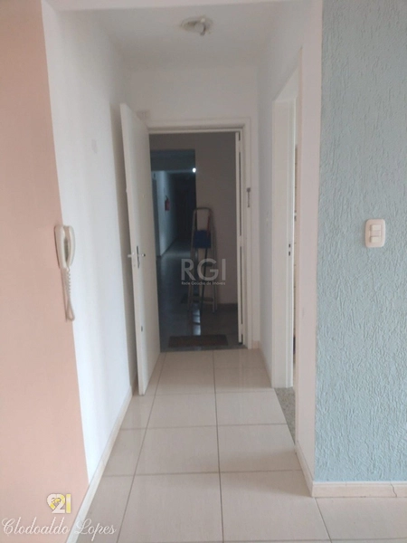 Apartamento 2 dorm, no Cristal, elevador, próximo ao Barra Shopping: 15ª foto da galeria de imagens do imóvel