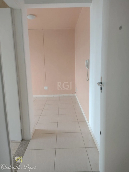 Apartamento 2 dorm, no Cristal, elevador, próximo ao Barra Shopping: 13ª foto da galeria de imagens do imóvel