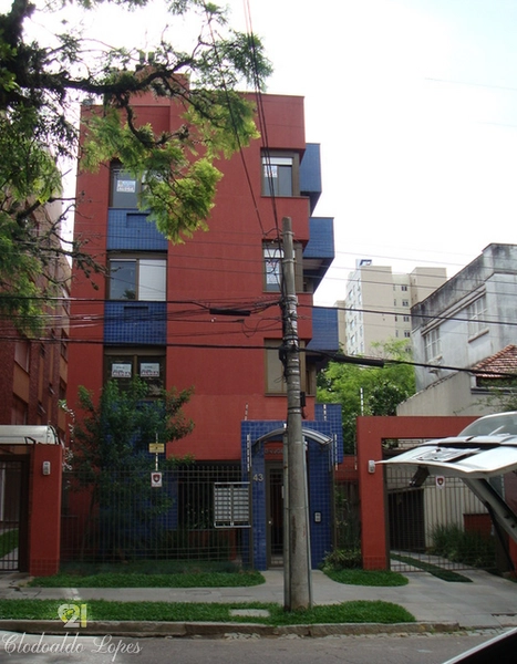 Apartamento 2 dormitórios, vaga e elevador, bairro Petrópolis;: 3ª foto da galeria de imagens do imóvel