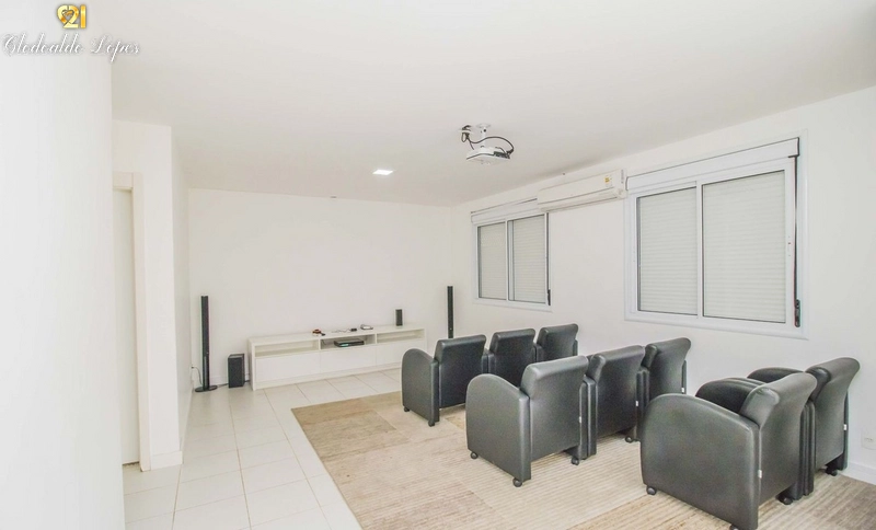 Apartamento com 2 dormitórios, suíte e uma vaga, Vila ipiranga;: 33ª foto da galeria de imagens do imóvel