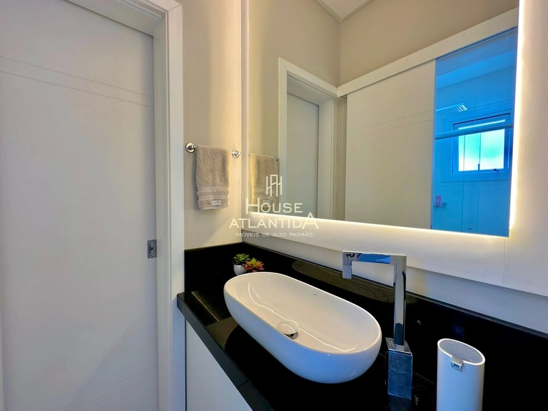 Residência térrea estilo contemporâneo no condomínio Riviera Xangri la: 23ª foto da galeria de imagens do imóvel