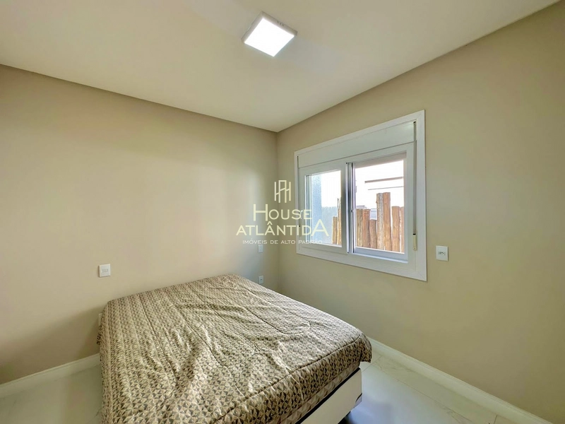 Residência térrea estilo contemporâneo no condomínio Riviera Xangri la: 24ª foto da galeria de imagens do imóvel