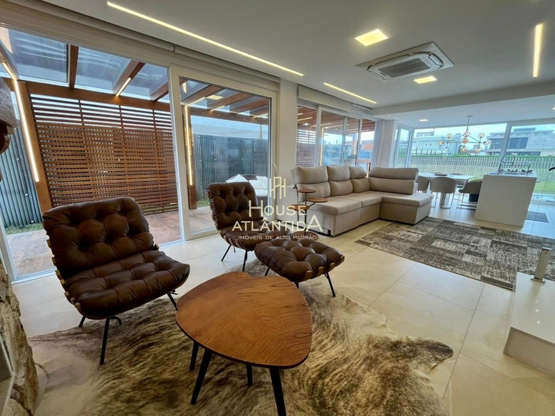 Um dos sobrados mais completos do condomínio One Houses Atlântida!: 6ª foto da galeria de imagens do imóvel