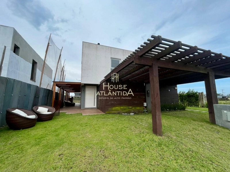 Um dos sobrados mais completos do condomínio One Houses Atlântida!: 1ª foto da galeria de imagens do imóvel