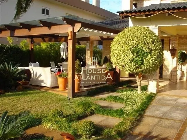 Excelente sobrado à venda no condomínio Atlântida Lagos Park: 2ª foto da galeria de imagens do imóvel