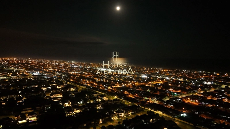Sobrado no Condomínio Enseada Lagos de Xangri La, 5 suítes.: 3ª foto da galeria de imagens do imóvel