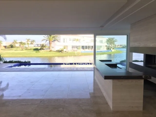 Belíssimo Sobrado a beira lago no Condominio Enseada Lagos Xangri-la: 13ª foto da galeria de imagens do imóvel