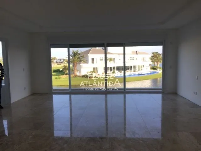 Belíssimo Sobrado a beira lago no Condominio Enseada Lagos Xangri-la: 29ª foto da galeria de imagens do imóvel