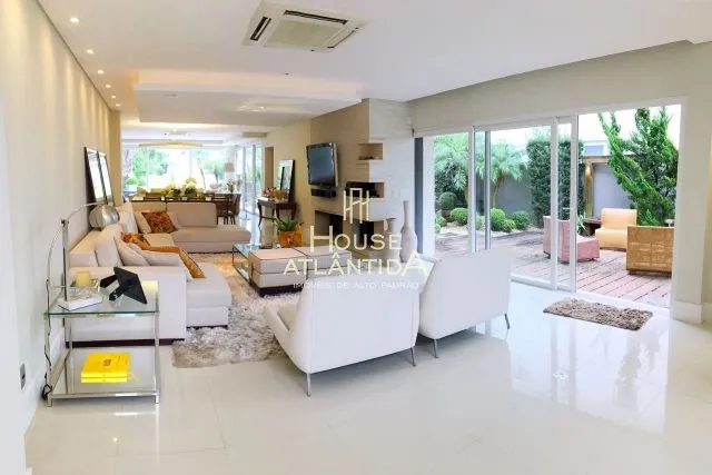 Excelente Sobrado muito bem mobiliado e decorado composto por 5 suítes: 3ª foto da galeria de imagens do imóvel
