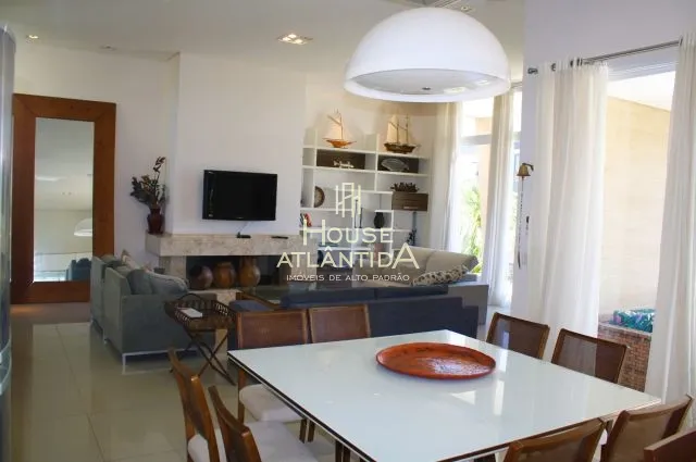 Linda casa totalmente mobiliada e decorada no condomínio Villagio: 3ª foto da galeria de imagens do imóvel