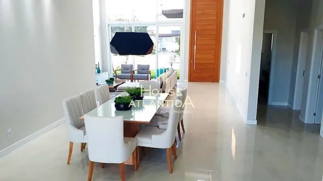Excelente Casa beira lago, no Condomínio Enseada lagos de Xangri-lá.: 13ª foto da galeria de imagens do imóvel