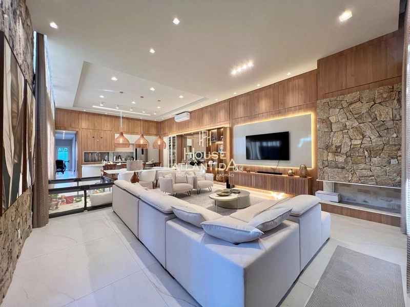 Linda casa, no condomínio Villagio de Atlântida.: 5ª foto da galeria de imagens do imóvel