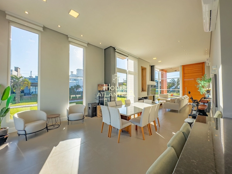 Magnífica casa beira lago de alto padrão construtivo, com 4 suítes.: 8ª foto da galeria de imagens do imóvel