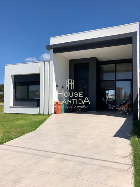 Casa mobiliada no Condomínio Blue, composta por 3 dormitórios: 1ª foto da galeria de imagens do imóvel
