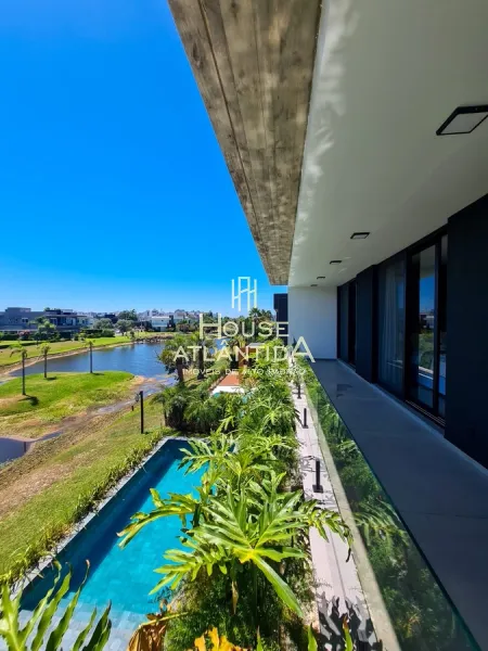 Sobrado na beira do lago, composto por 05 suítes, living amplo: 67ª foto da galeria de imagens do imóvel