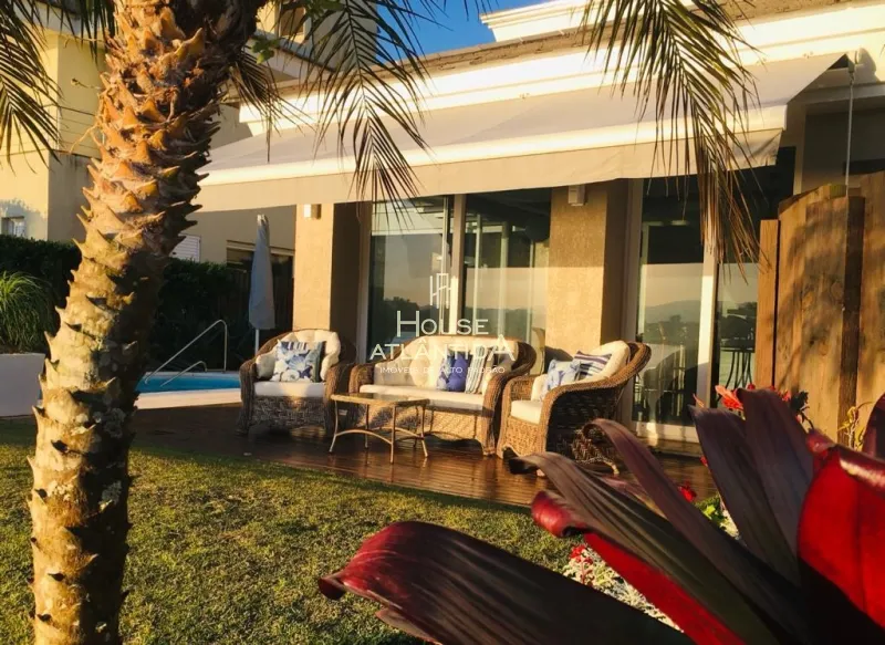 Ótima casa beira lago à venda no Condomínio Bosques de Atlântida: 9ª foto da galeria de imagens do imóvel