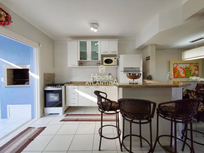 Duplex diferenciado à venda no centro de Xangri-lá, com 3 dormitórios: 8ª foto da galeria de imagens do imóvel