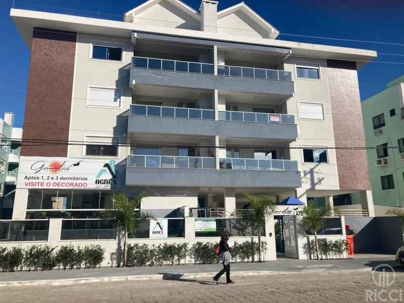 LINDO APARTAMENTO DUPLEX EM FLORIANÓPOLIS, PRAIA DAS GAIVOTAS: 2ª foto da galeria de imagens do imóvel