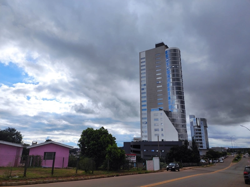 Excelente terreno para investir.: 2ª foto da galeria de imagens do imóvel