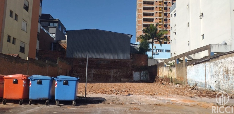 TERRENO CENTRAL: 2ª foto da galeria de imagens do imóvel