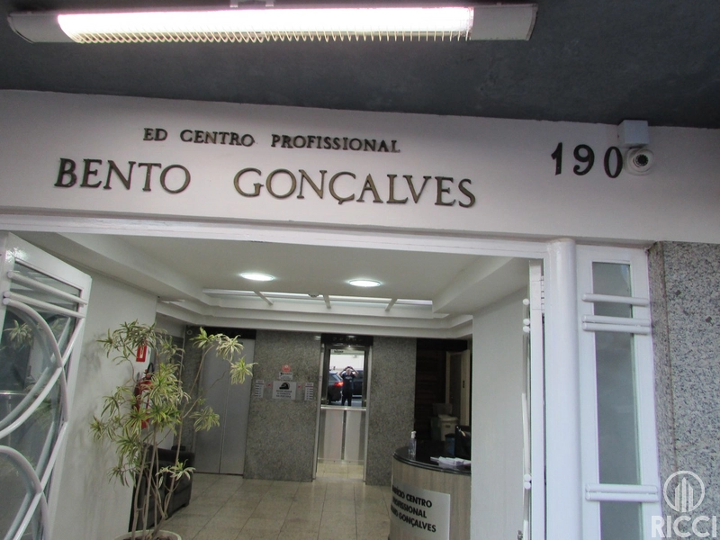 SALA AERIA NO CENTRO: 8ª foto da galeria de imagens do imóvel