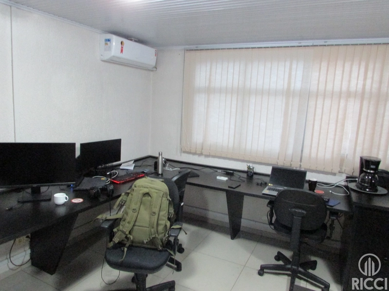 SALA AERIA NO CENTRO: 4ª foto da galeria de imagens do imóvel