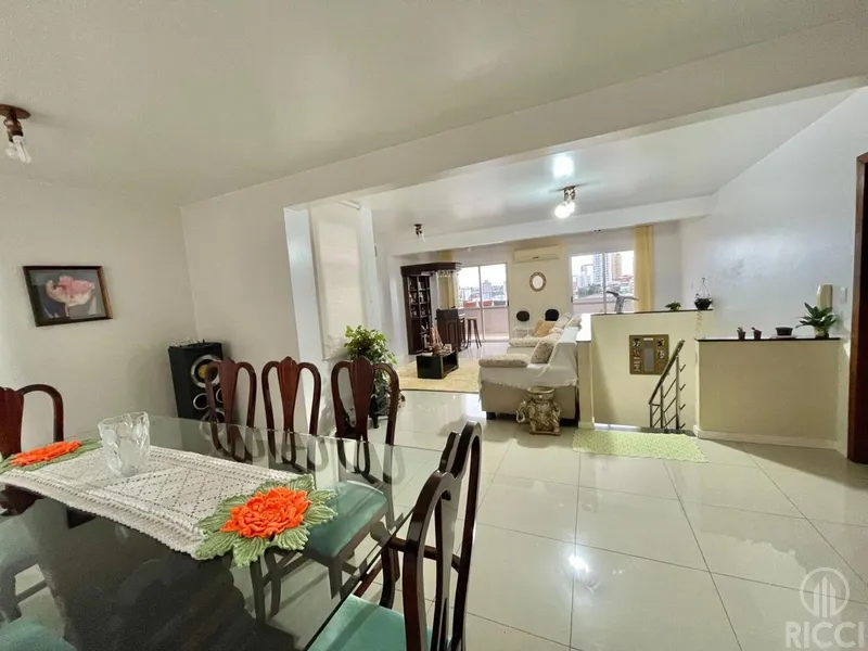 APARTAMENTO DUPLEX CENTRAL 3 DORMITÓRIOS: 4ª foto da galeria de imagens do imóvel