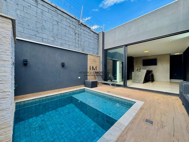 Maravilhoso sobrado com piscina no condomínio Royal Maison: 12ª foto da galeria de imagens do imóvel