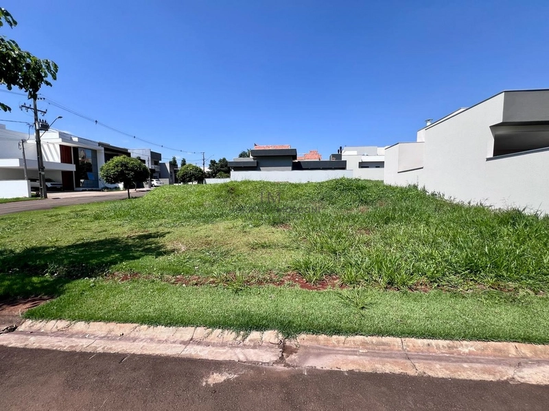 Terreno Morada das Flores: 1ª foto da galeria de imagens do imóvel