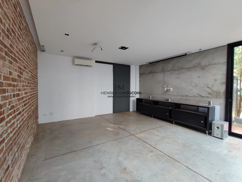 Casa no Condomínio Alphaville 2 para alugar Estilo Industrial: 1ª foto da galeria de imagens do imóvel