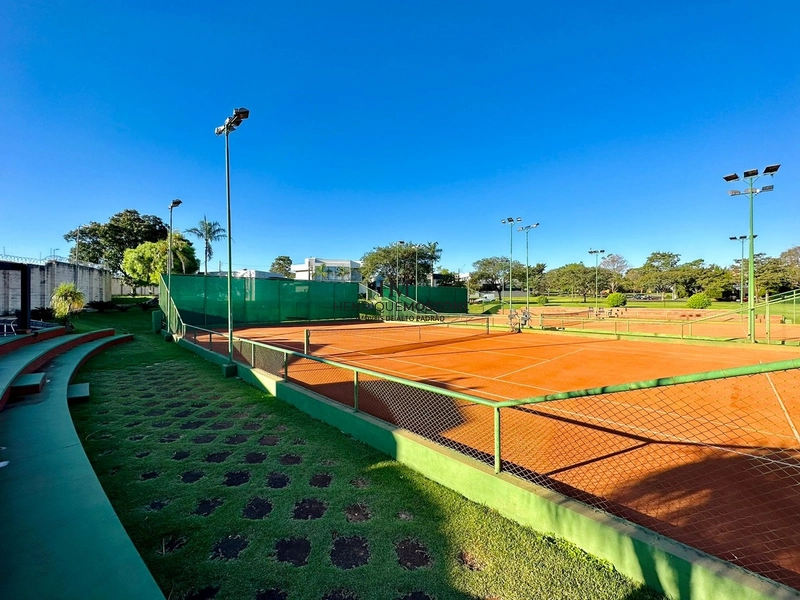 Terreno à venda Villaggio do Engenho: 2ª foto da galeria de imagens do imóvel