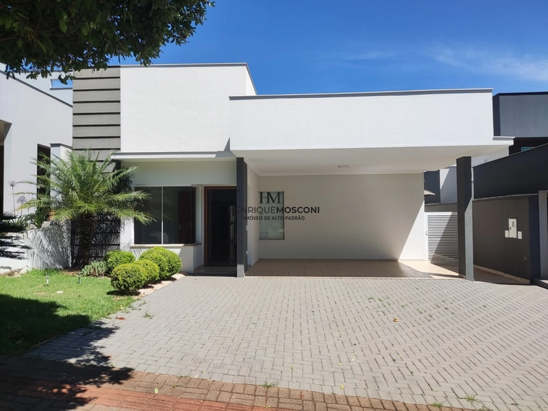 Casa térrea no condomínio Golden Hill: 1ª foto da galeria de imagens do imóvel