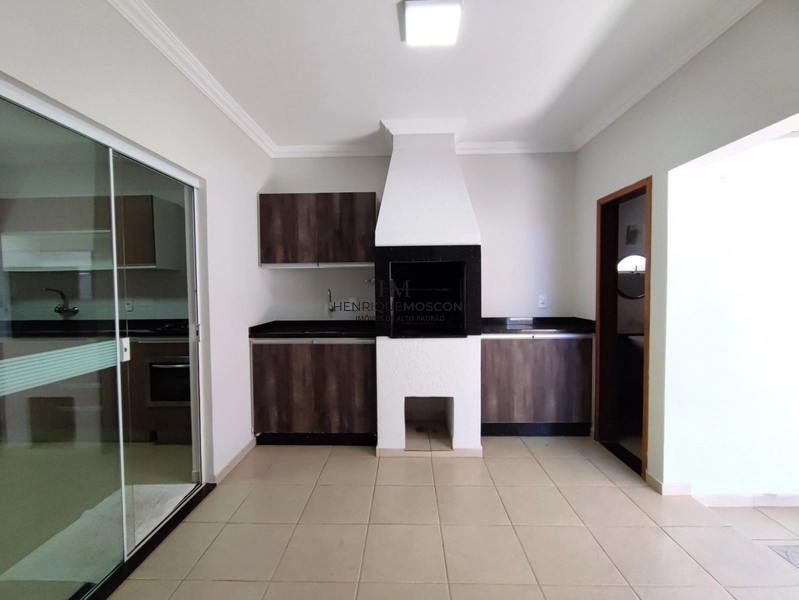 Casa térrea no condomínio Golden Hill: 7ª foto da galeria de imagens do imóvel