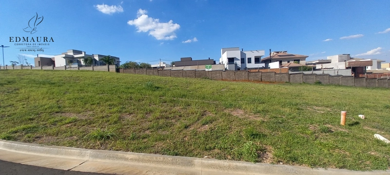 Terreno em Condomínio Fechado, Ótima topografia e localização: 4ª foto da galeria de imagens do imóvel