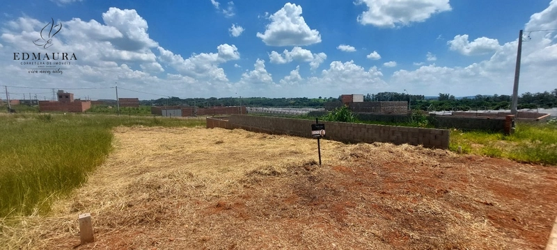 TERRENO - CONQUITA: 1ª foto da galeria de imagens do imóvel