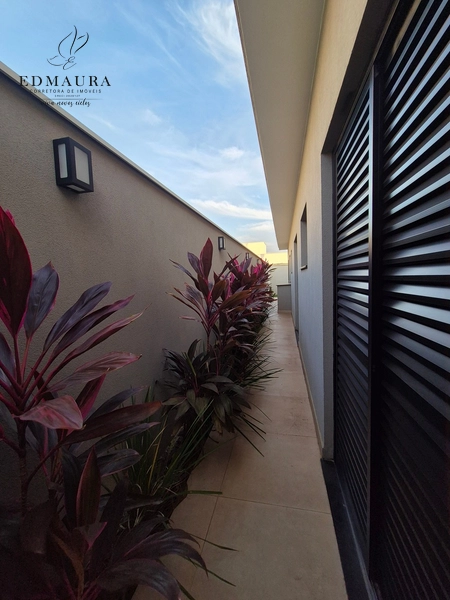 LINDA CASA TÉRREA EM CONDOMÍNIO FECHADO - LOCAÇÃO: 9ª foto da galeria de imagens do imóvel