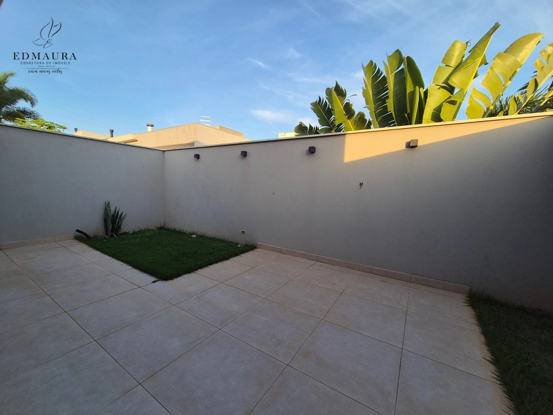 LINDA CASA TÉRREA EM CONDOMÍNIO FECHADO - LOCAÇÃO: 20ª foto da galeria de imagens do imóvel
