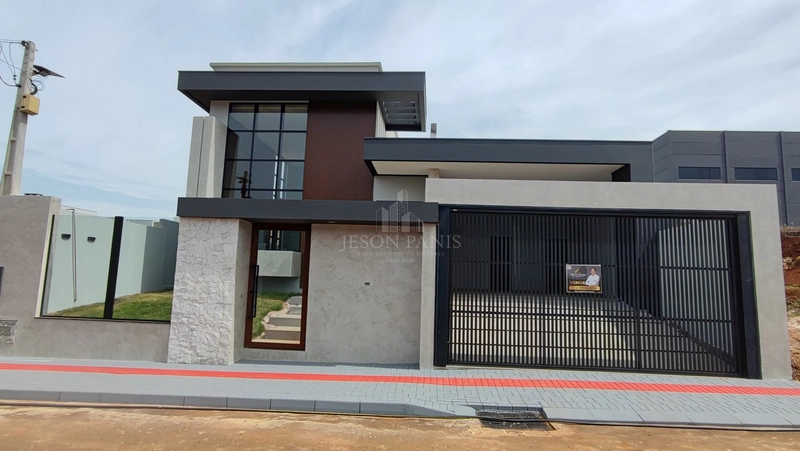 CASA TERREA COM 3 SUÍTES: 3ª foto da galeria de imagens do imóvel