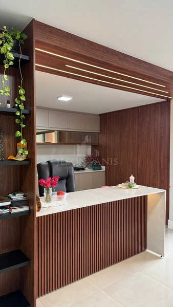 Apartamento semi mobilíado no centro: 3ª foto da galeria de imagens do imóvel