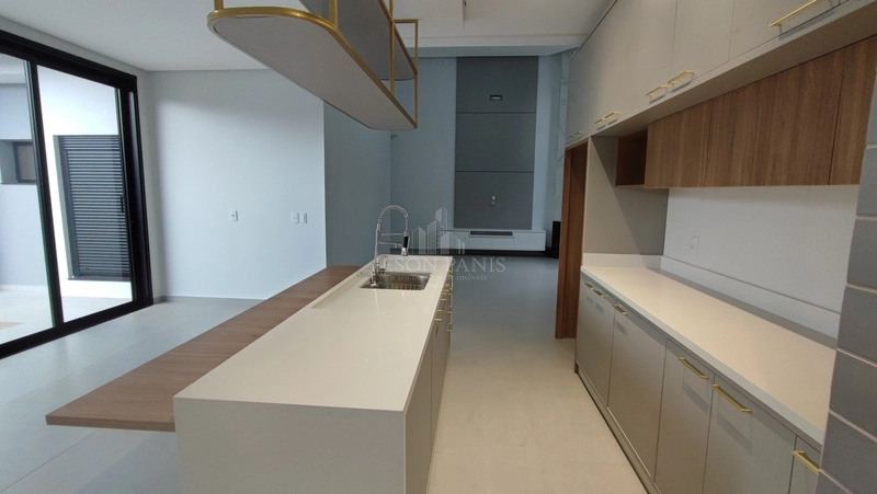 CASA NOVA SEMI MOBILIADA: 4ª foto da galeria de imagens do imóvel