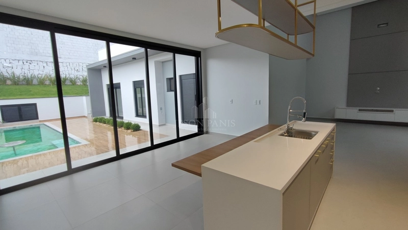 CASA NOVA SEMI MOBILIADA: 3ª foto da galeria de imagens do imóvel