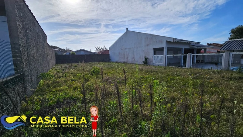 Terreno privilegiado a três quadras do mar!: 2ª foto da galeria de imagens do imóvel