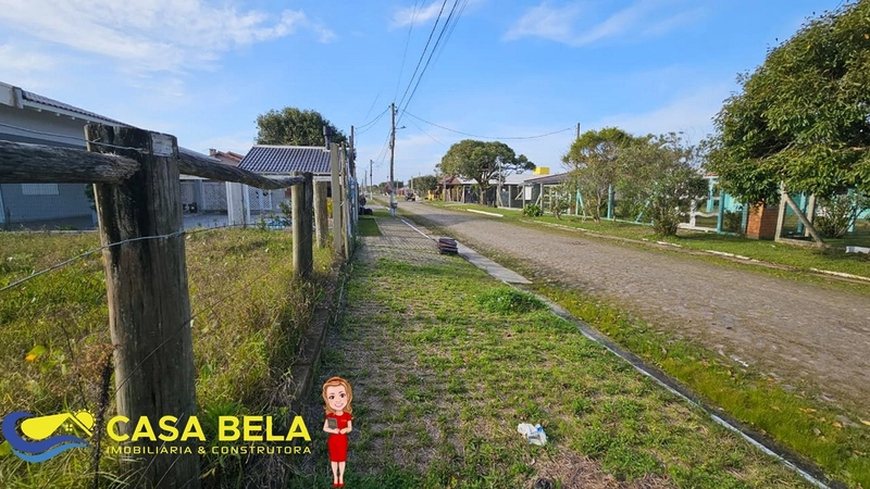Terreno privilegiado a três quadras do mar!: 4ª foto da galeria de imagens do imóvel