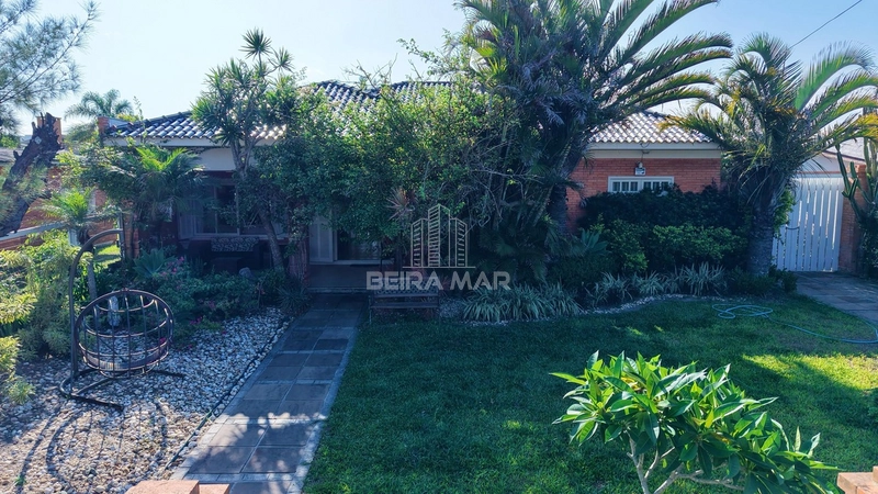 CASA EM ATLÂNTIDA  À VENDA PRÓXIMO AO MAR (4 quadras): 6ª foto da galeria de imagens do imóvel