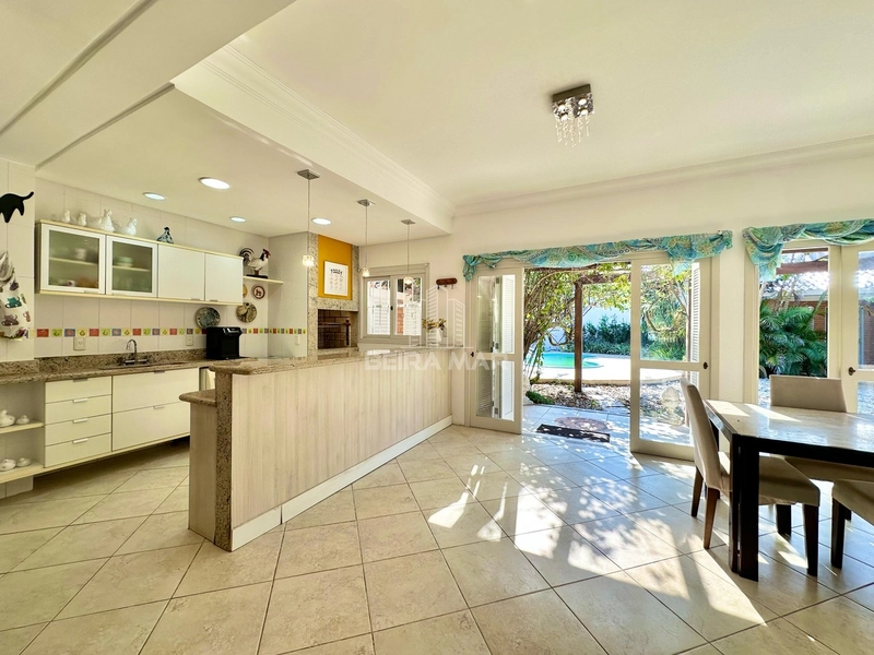 CASA EM ATLÂNTIDA  À VENDA PRÓXIMO AO MAR (4 quadras): 7ª foto da galeria de imagens do imóvel