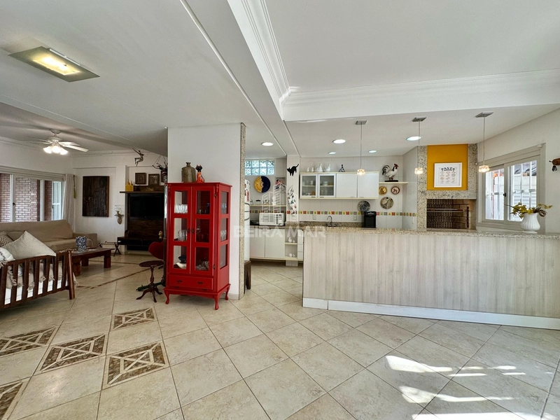 CASA EM ATLÂNTIDA  À VENDA PRÓXIMO AO MAR (4 quadras): 12ª foto da galeria de imagens do imóvel